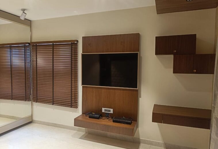 The television unit is a prominent feature of many living rooms, and it’s important to design